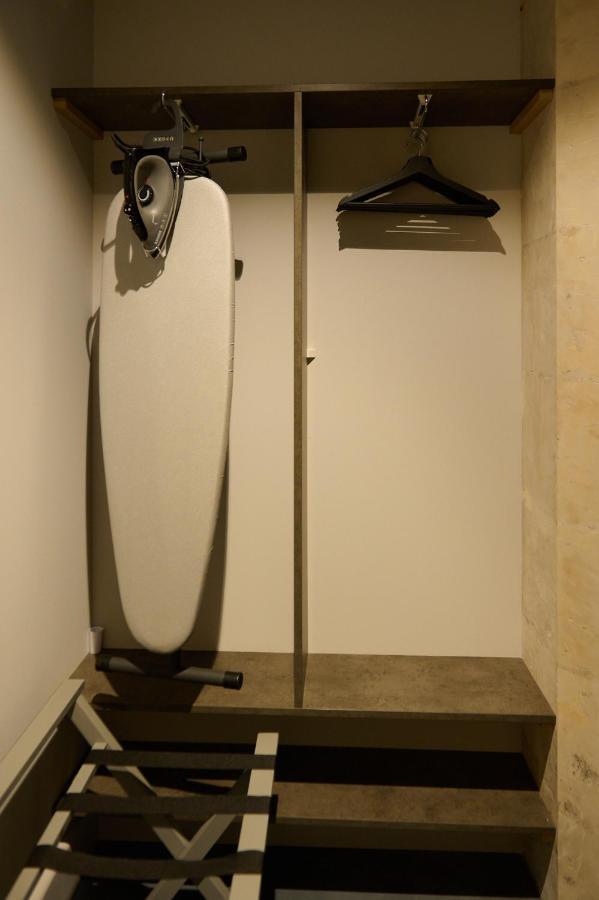 Appartement Montagnon - Les Suites Du Palais - Classe 4 Etoiles, Parking Prive, Vue Cathedrale, 3 Chambres, Primo C0Nciergerie Nevers Eksteriør bilde