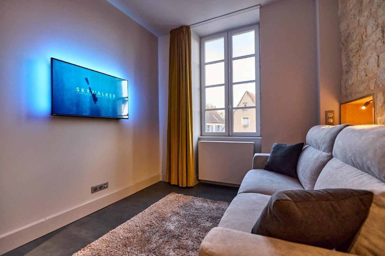 Appartement Montagnon - Les Suites Du Palais - Classe 4 Etoiles, Parking Prive, Vue Cathedrale, 3 Chambres, Primo C0Nciergerie Nevers Eksteriør bilde