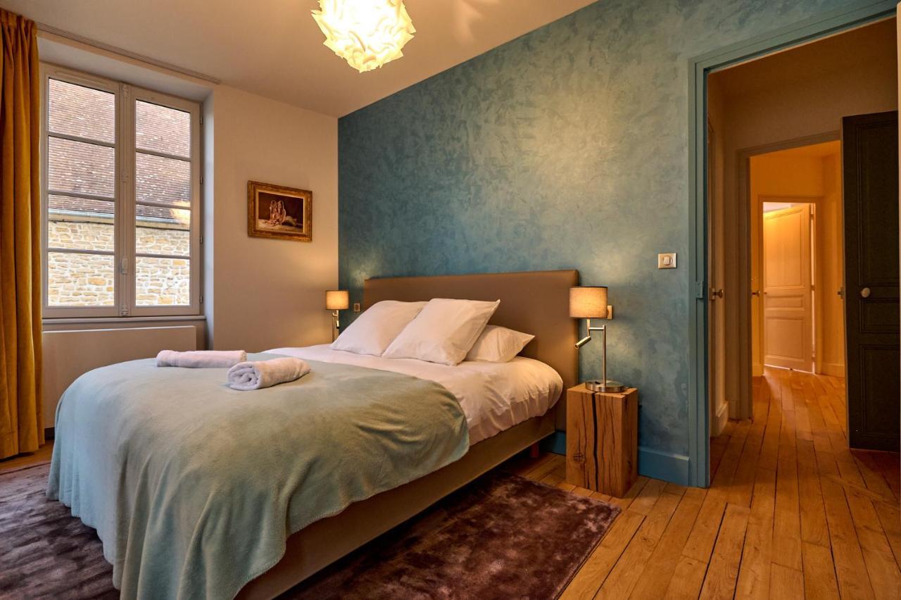 Appartement Montagnon - Les Suites Du Palais - Classe 4 Etoiles, Parking Prive, Vue Cathedrale, 3 Chambres, Primo C0Nciergerie Nevers Eksteriør bilde