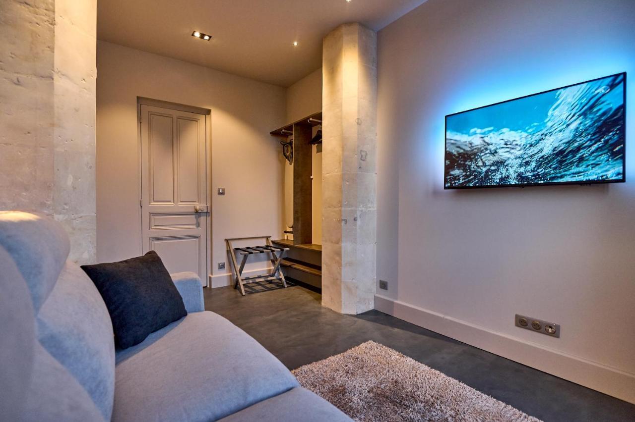 Appartement Montagnon - Les Suites Du Palais - Classe 4 Etoiles, Parking Prive, Vue Cathedrale, 3 Chambres, Primo C0Nciergerie Nevers Eksteriør bilde