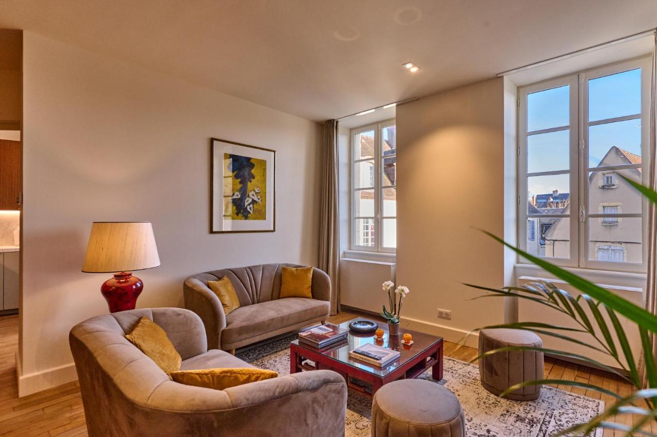 Appartement Montagnon - Les Suites Du Palais - Classe 4 Etoiles, Parking Prive, Vue Cathedrale, 3 Chambres, Primo C0Nciergerie Nevers Eksteriør bilde