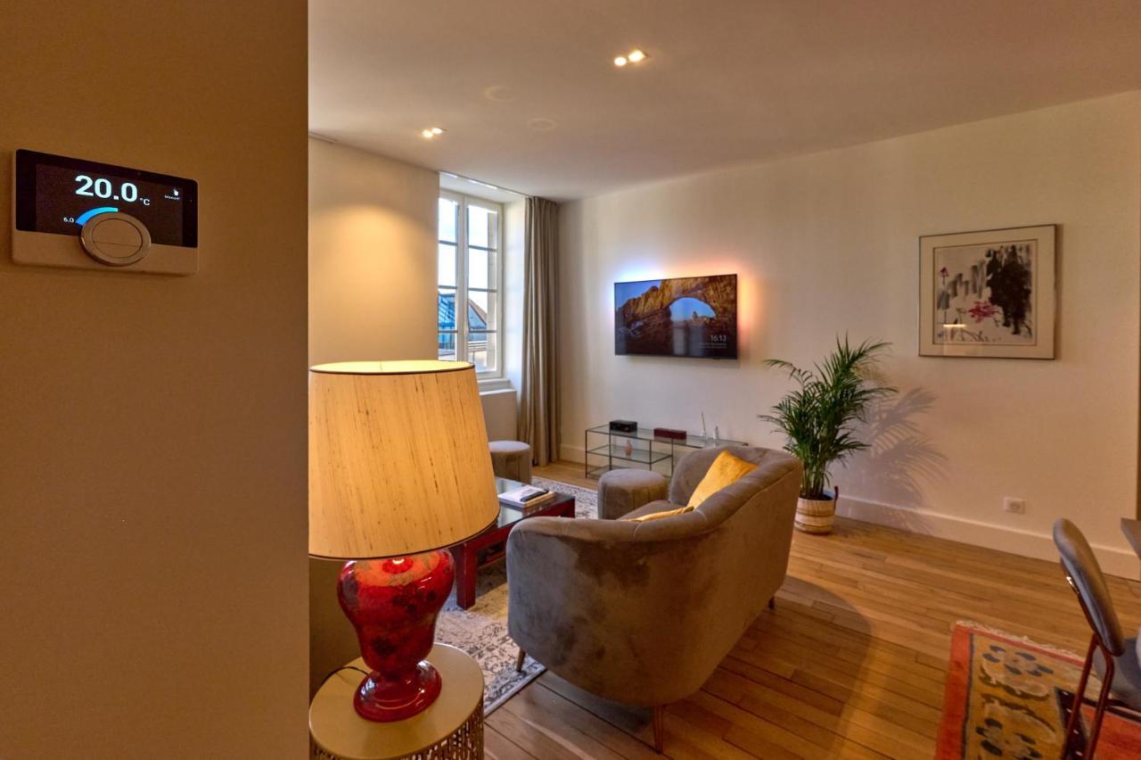 Appartement Montagnon - Les Suites Du Palais - Classe 4 Etoiles, Parking Prive, Vue Cathedrale, 3 Chambres, Primo C0Nciergerie Nevers Eksteriør bilde