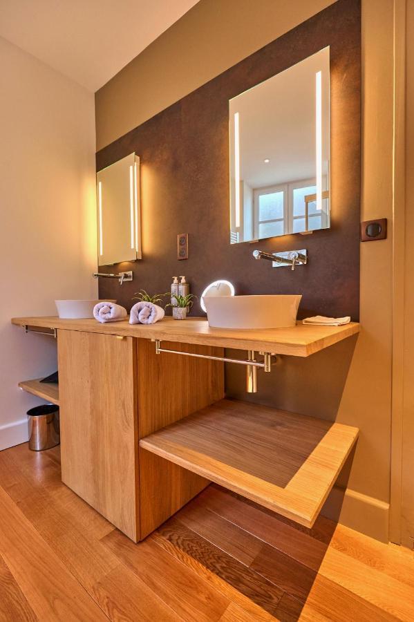 Appartement Montagnon - Les Suites Du Palais - Classe 4 Etoiles, Parking Prive, Vue Cathedrale, 3 Chambres, Primo C0Nciergerie Nevers Eksteriør bilde